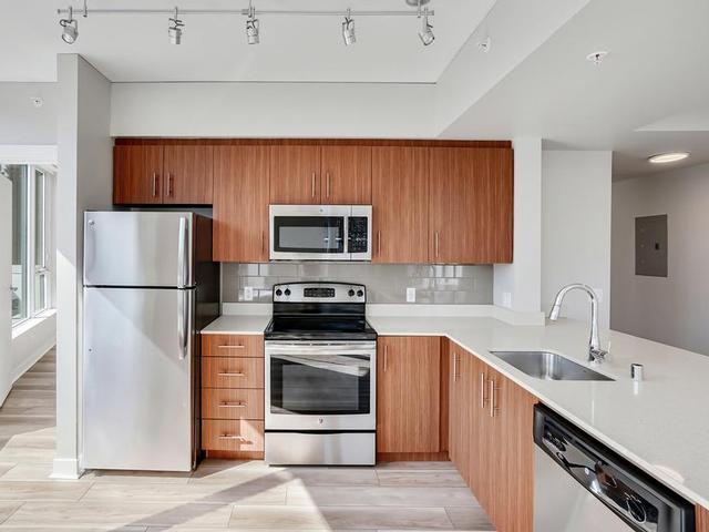 800 Seneca St - Photo 2 of 50