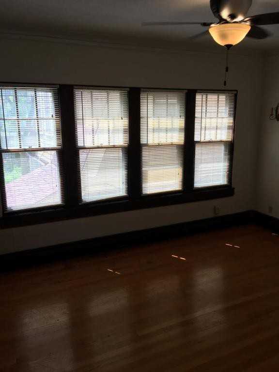 3304 N Newhall St - Photo 2 of 6