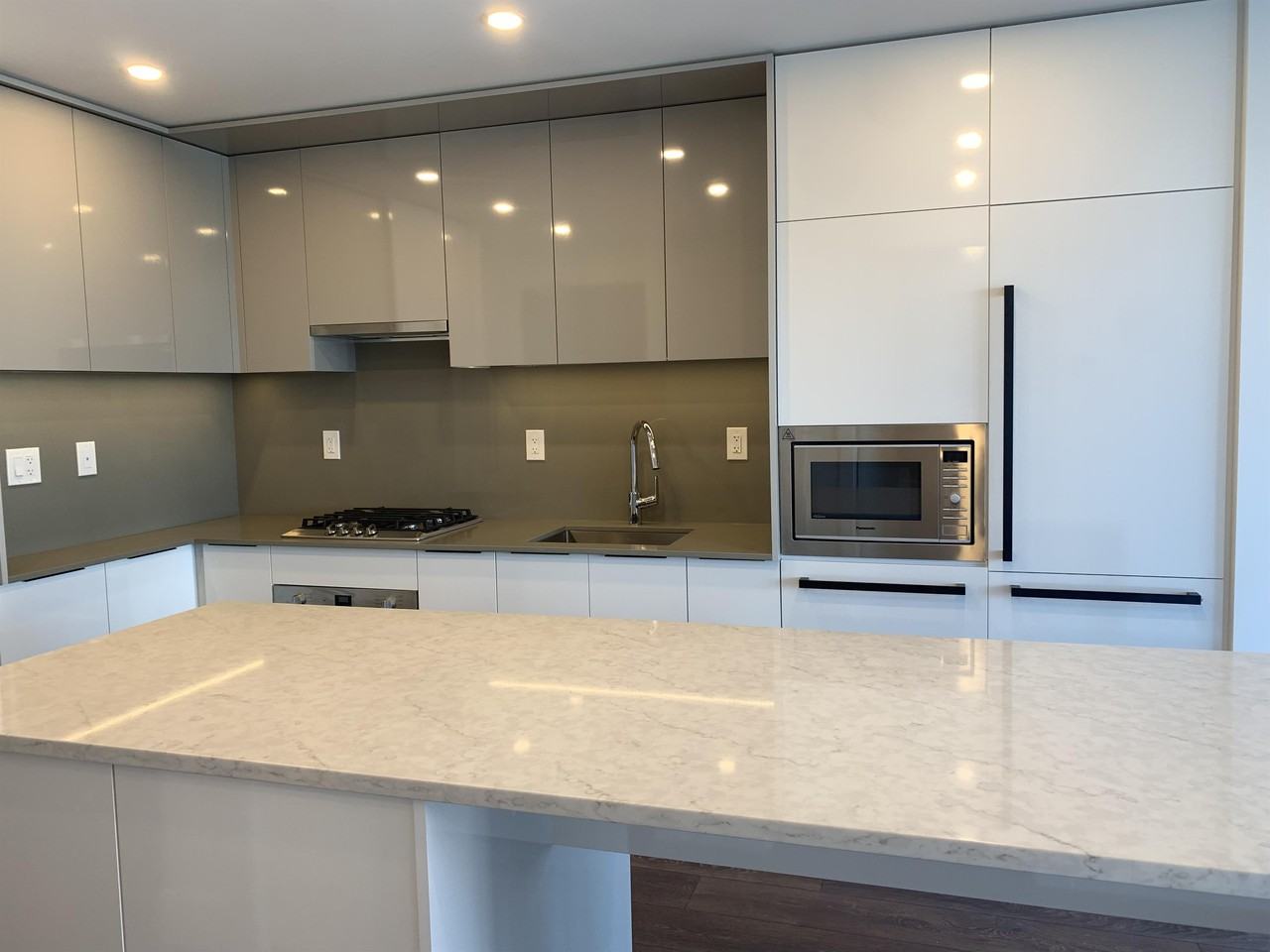 4711 3010-4711 Hazel Street #3010 - Photo 2 of 14