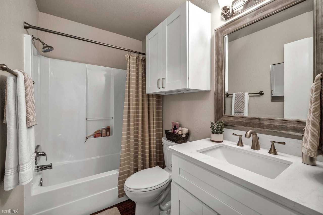 Blanco Oaks Apartments - Photo 2 of 48