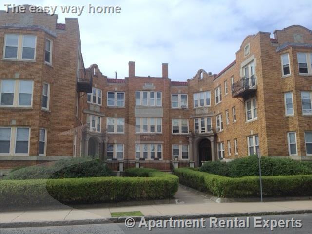 170 Maple St #111 - Photo 7 of 9