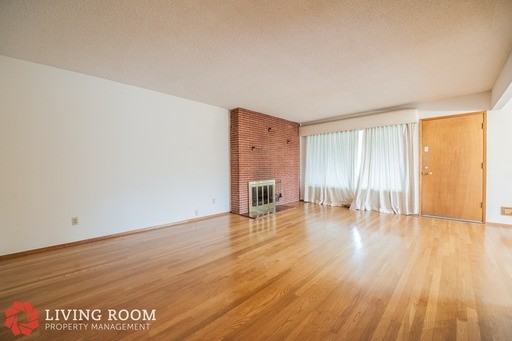 3419 SE Cora Dr - Photo 2 of 10