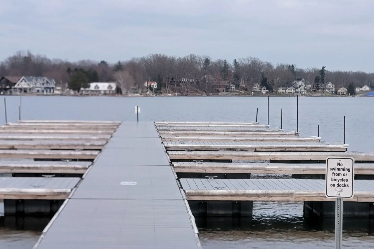 155 N 2nd St - Photo 3 of 39