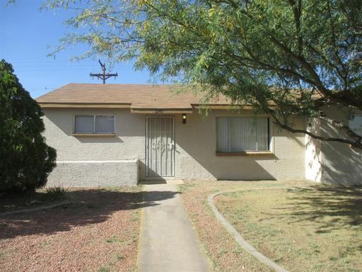 2740 W Lawrence Ln - Photo 2 of 18