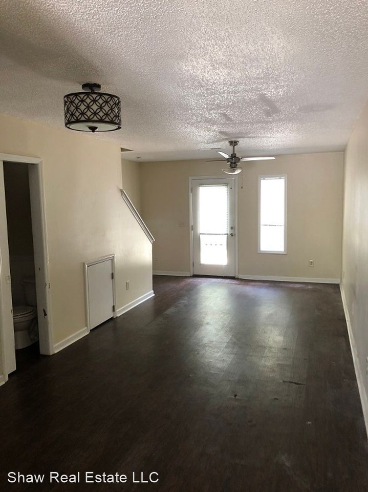 944 Bonham Avenue - Photo 3 of 8
