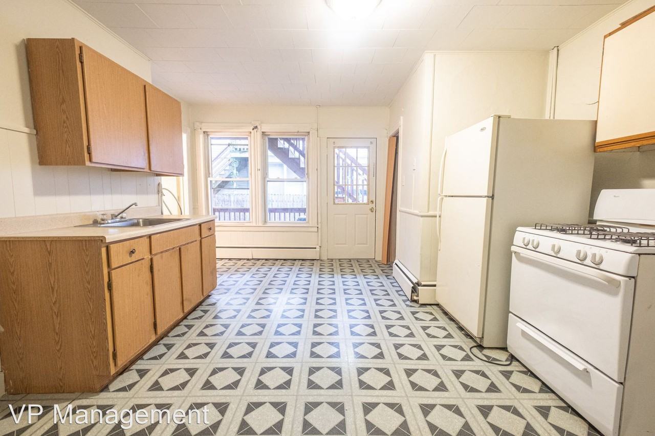 19-23 Rose St - Photo 3 of 9