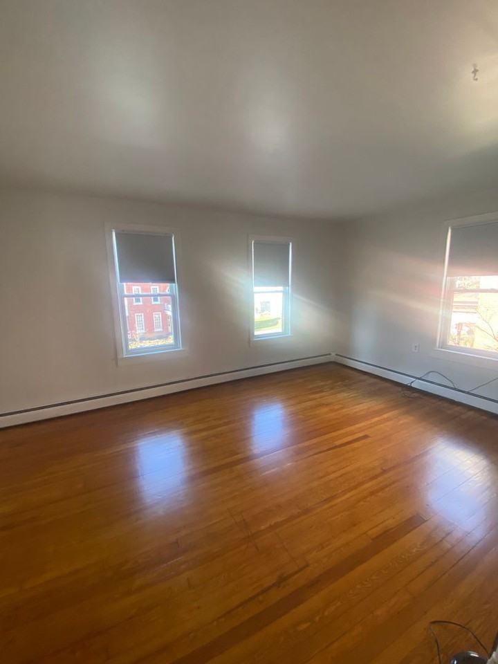 225 W MAIN ST - Photo 2 of 11