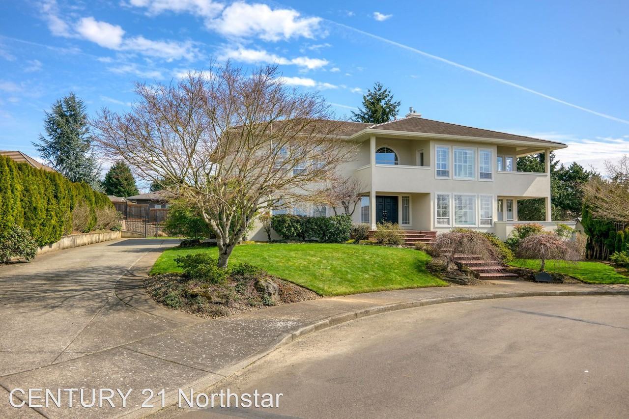 3901 Se 154th Ct - Photo 2 of 36