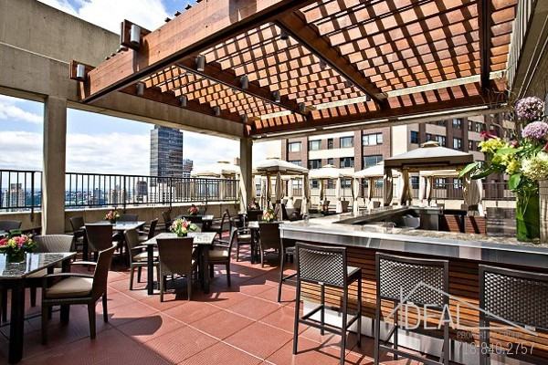 Broadway & Central Park West #7A