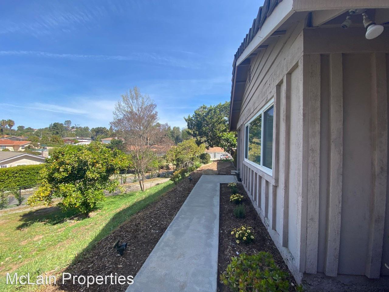 3178 Via Solana - Photo 3 of 44