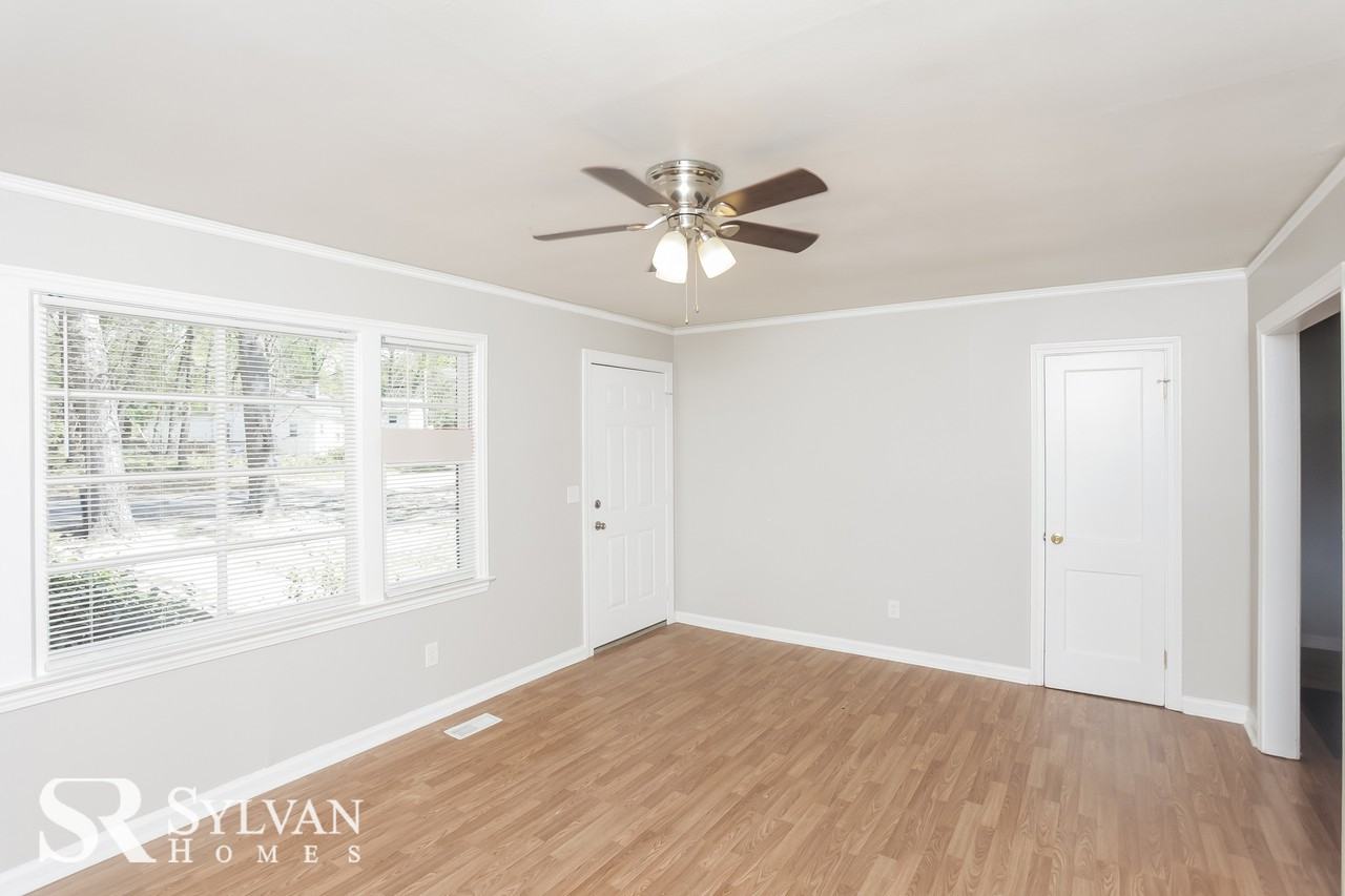 3411 Palmetto Ave - Photo 3 of 14