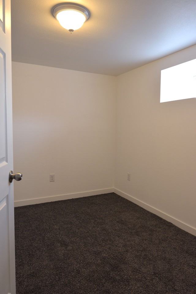 506 E 7Th St - Photo 2 of 10