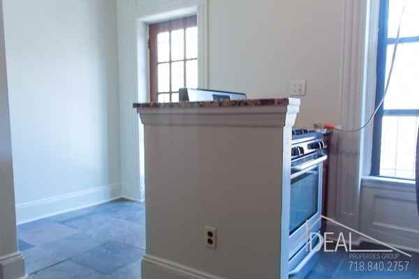 467 Washington Ave 2B - Photo 3 of 11