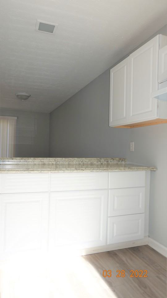 5727 Aftonshire St - Photo 7 of 50