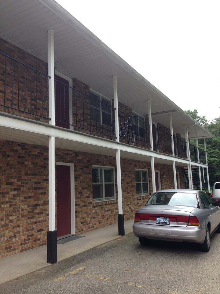 326 Beeline Rd - Photo 2 of 7
