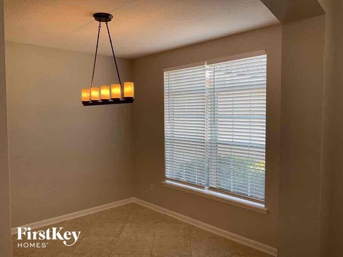 13140 Notre Dame Ln E - Photo 3 of 25