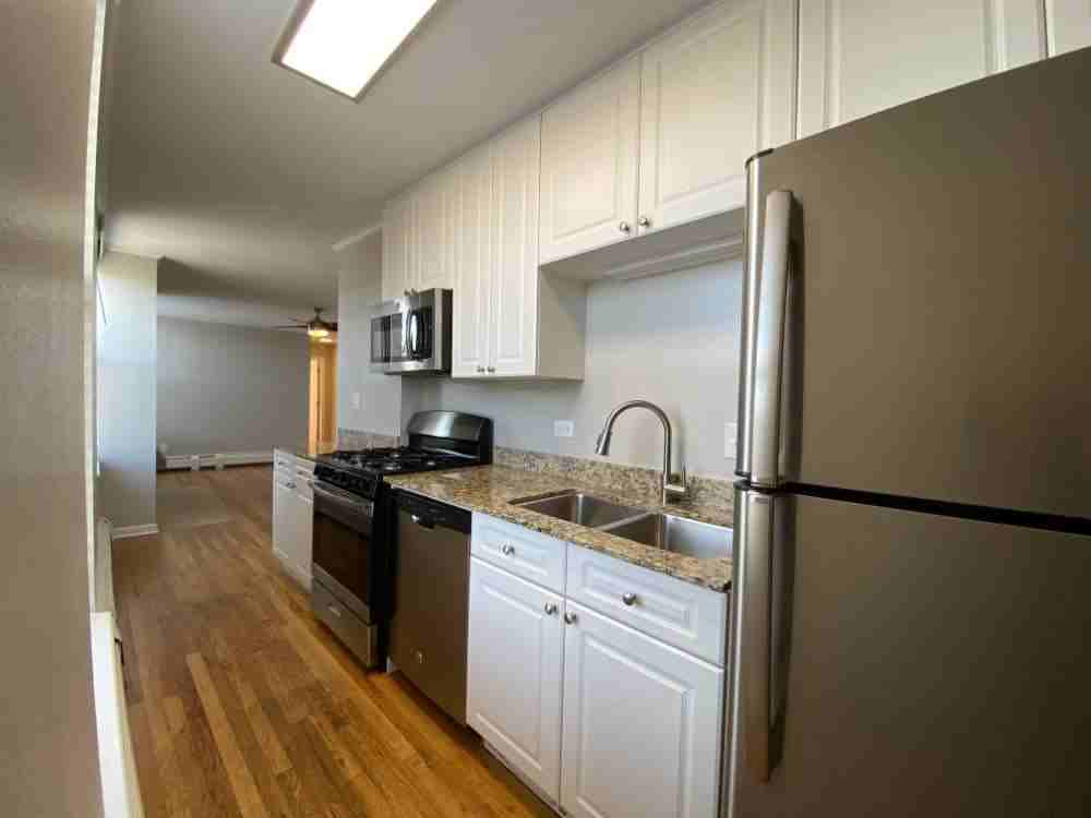 800 W Lill Apartments in Lincoln Park, Chicago, IL 60614 Zumper