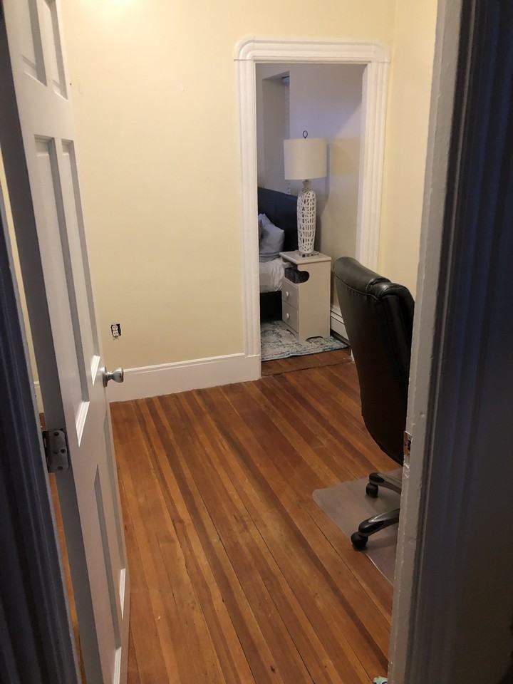 309 Salem Street - Photo 2 of 9