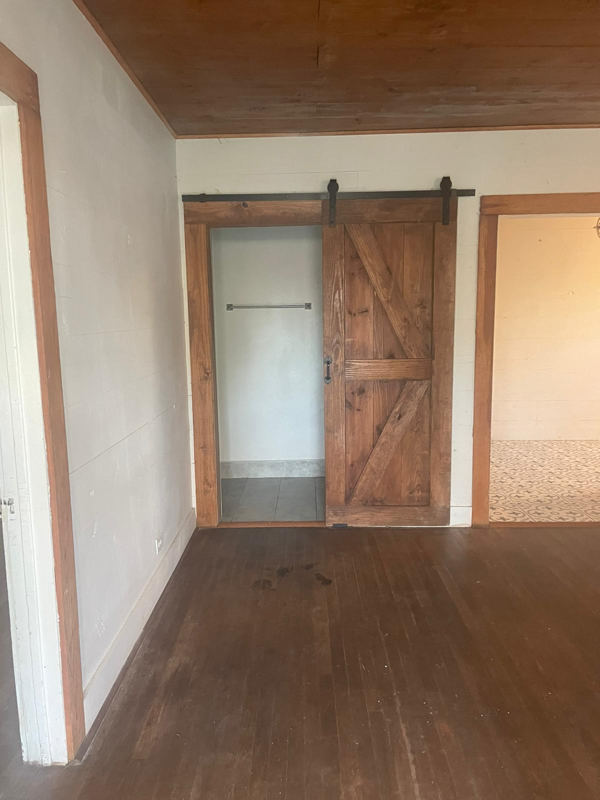 2301 Ethel Ave - Photo 2 of 4