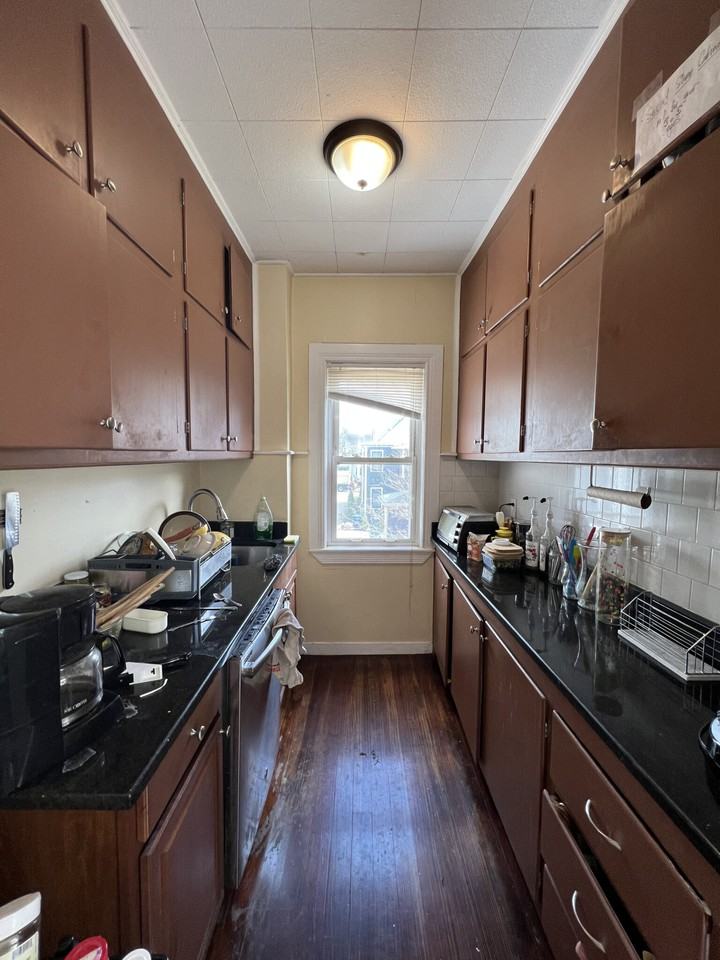 21 Chandler St #2 - Photo 6 of 14