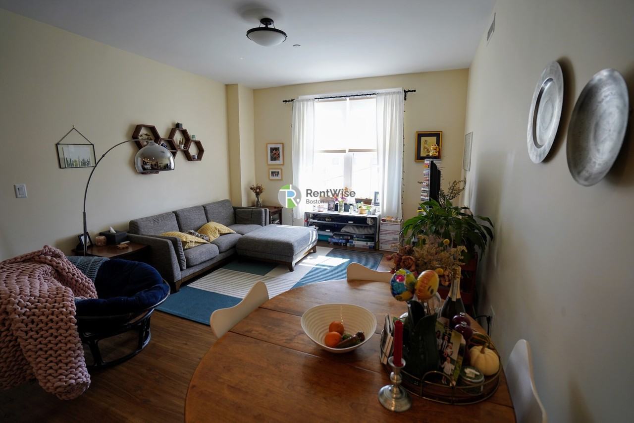 315 Broadway #205 - Photo 2 of 31