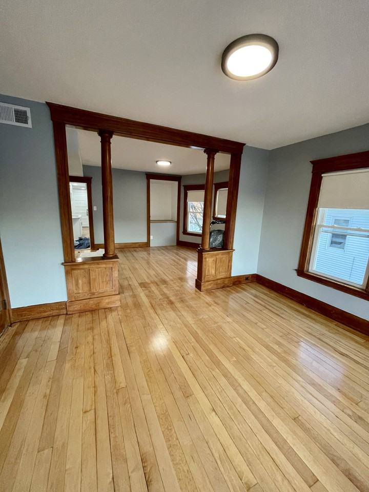 Freeland St 3, Worcester, MA 01603 3 Bedroom Apartment for Rent PadMapper