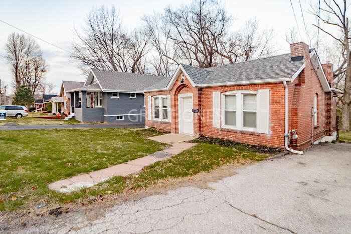 2944 Hilleman Ave - Photo 3 of 20