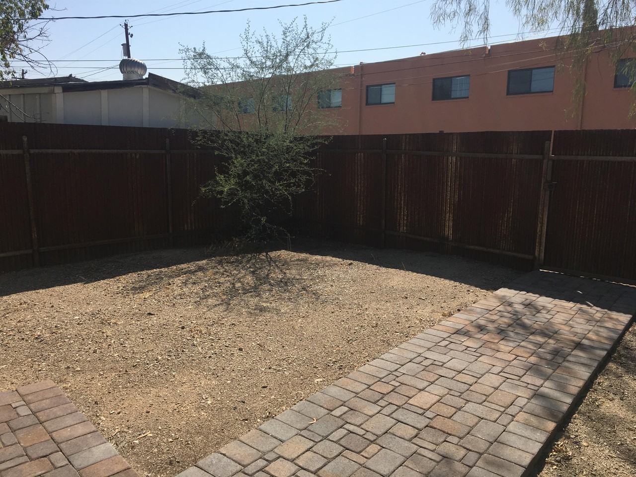 1030 E 7th St #1 - Photo 3 of 50