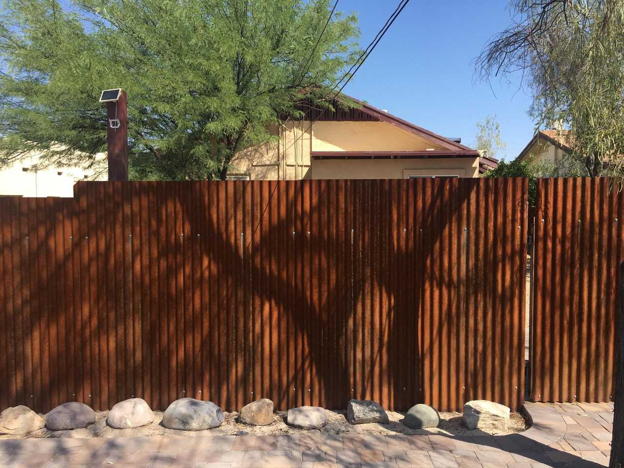 1030 E 7th St #1 - Photo 7 of 50