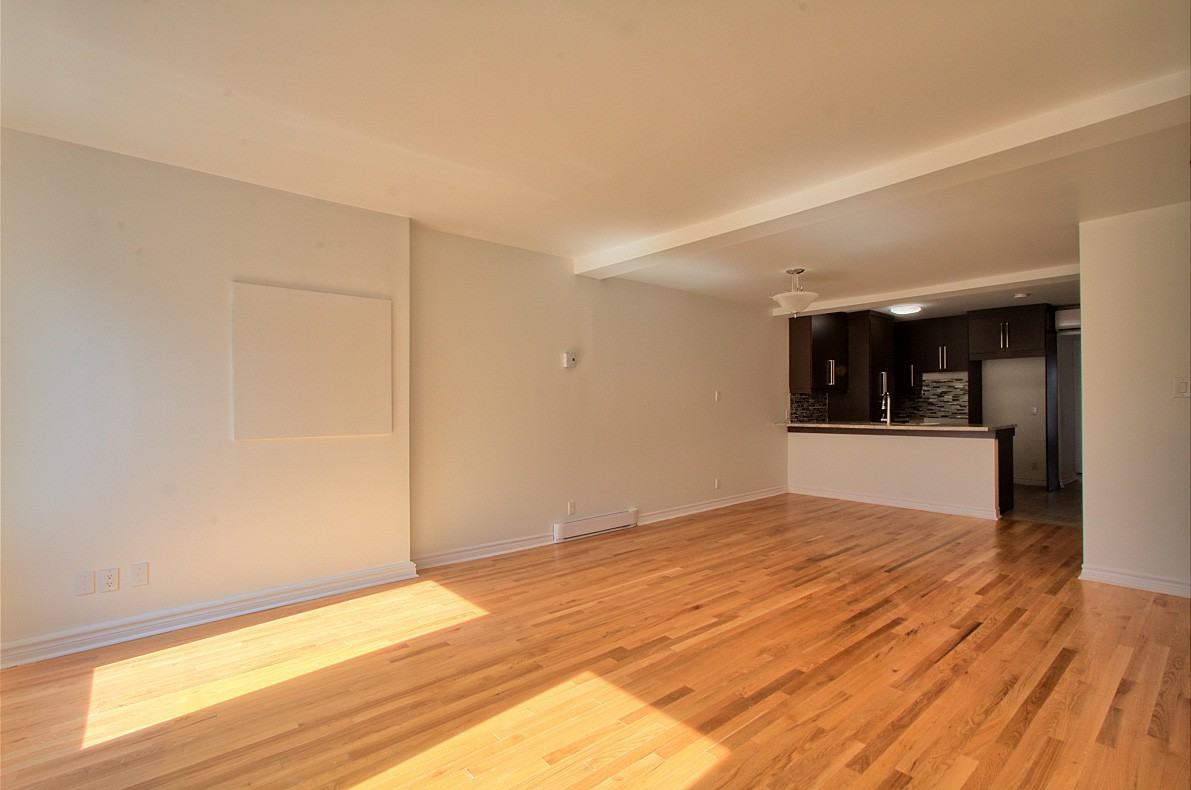 4789 Rue Sainte-Émilie - Photo 2 of 9