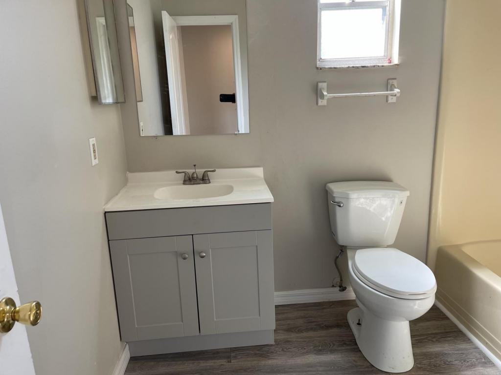 722 W Columbia Ave #Fl - Photo 6 of 10