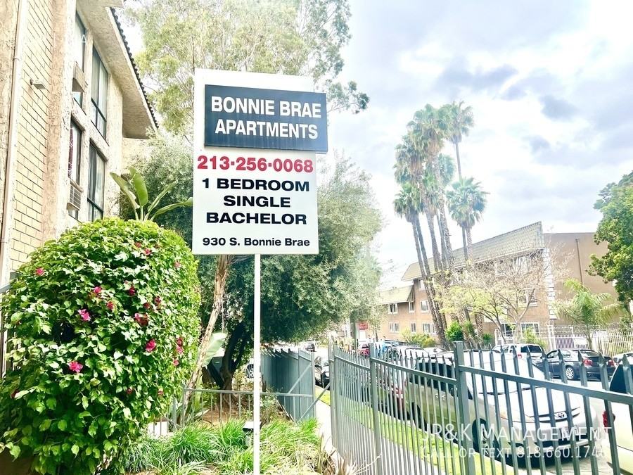 930 S Bonnie Brae St #207 - Photo 2 of 22