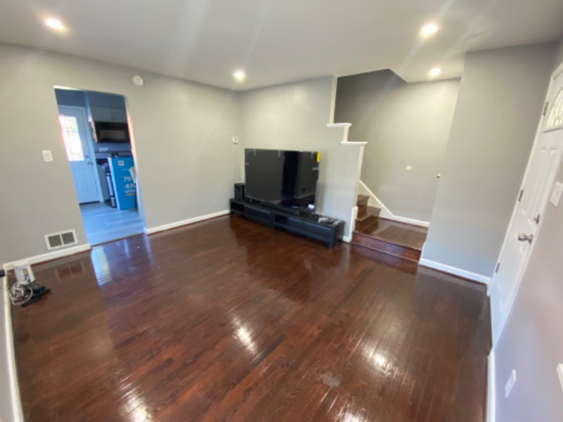 4515 34th St - Photo 2 of 10