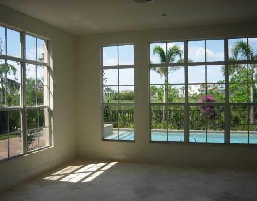 128 Tulip Tree Court - Photo 3 of 22