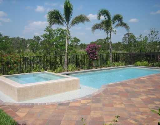 128 Tulip Tree Court - Photo 2 of 22