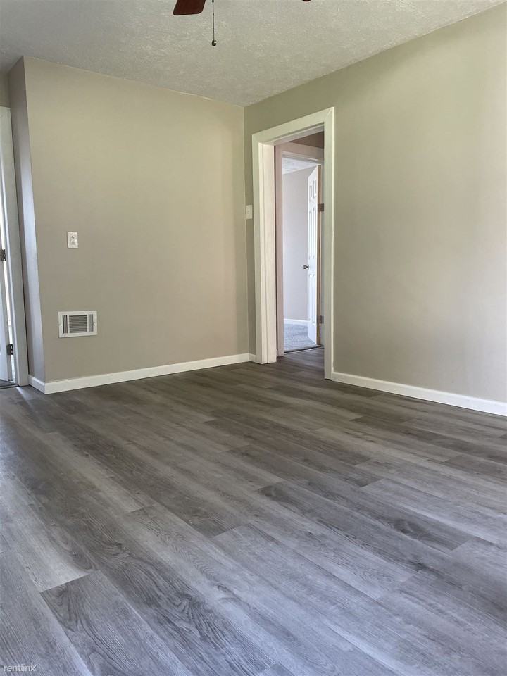 185 McGovern Blvd - Photo 3 of 12