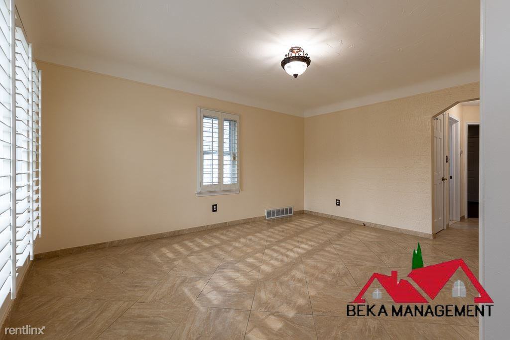 5296 Curtis St - Photo 2 of 21