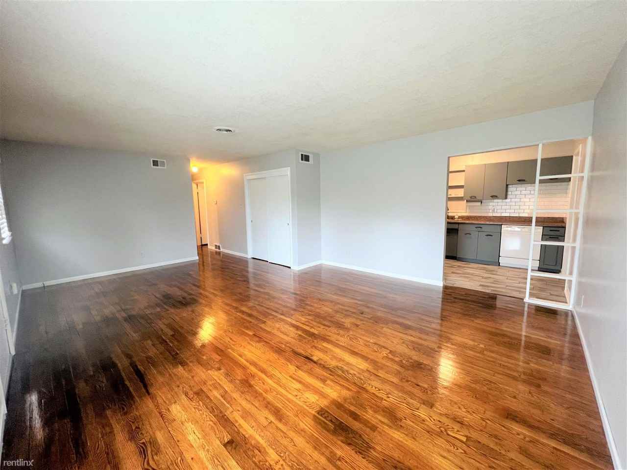 1301 Sw Belle Ave - Photo 3 of 11