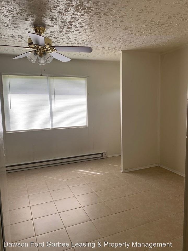 1012 3rd St - Photo 2 of 12