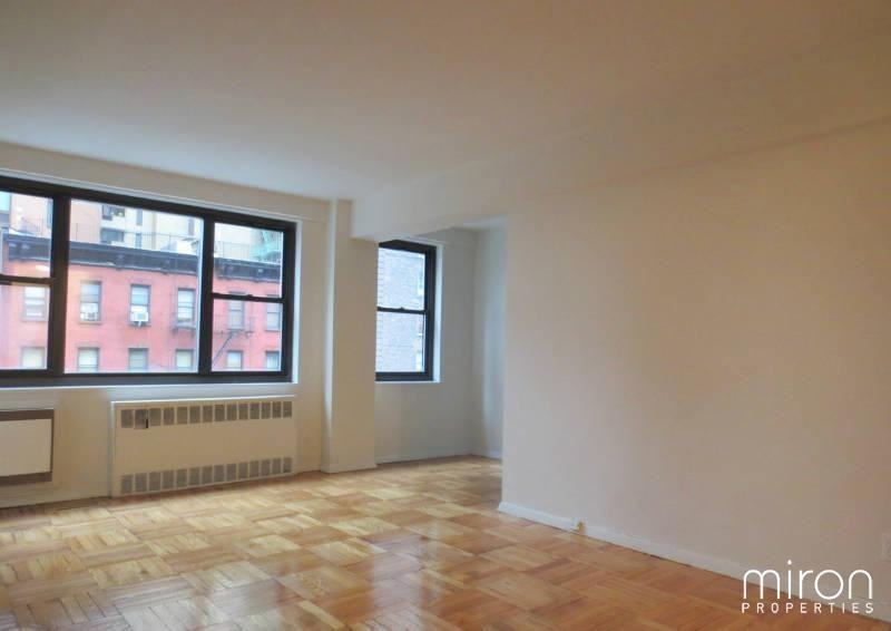 E 39th St #4FSTU