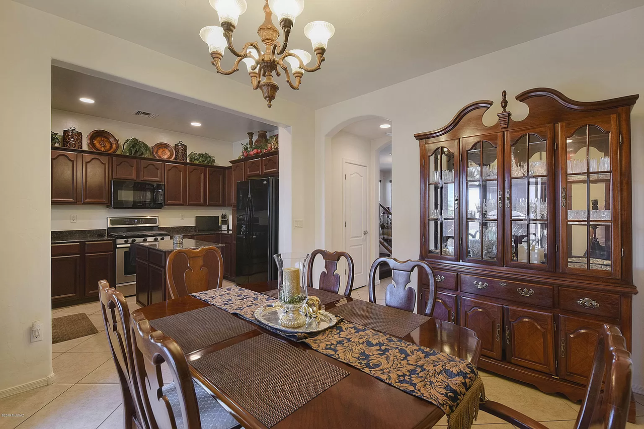 1584 W Homecoming Way - Photo 3 of 14