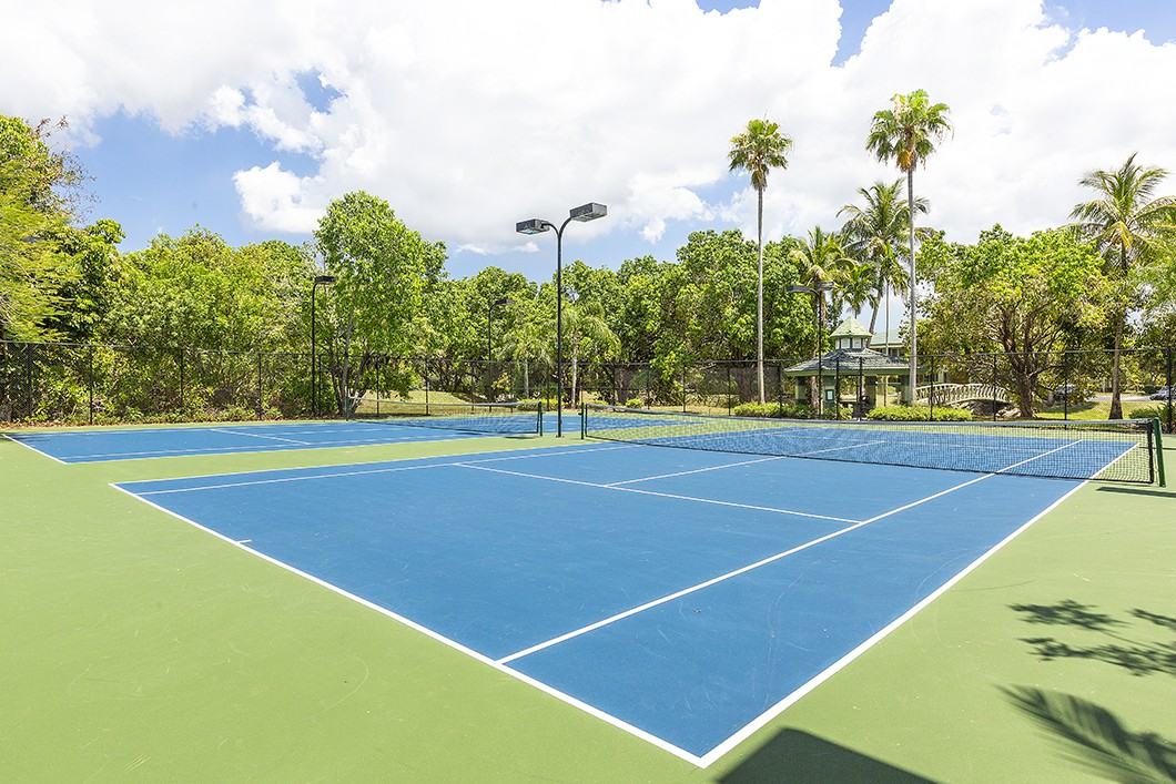 Club Mira Lago - Photo 7 of 42