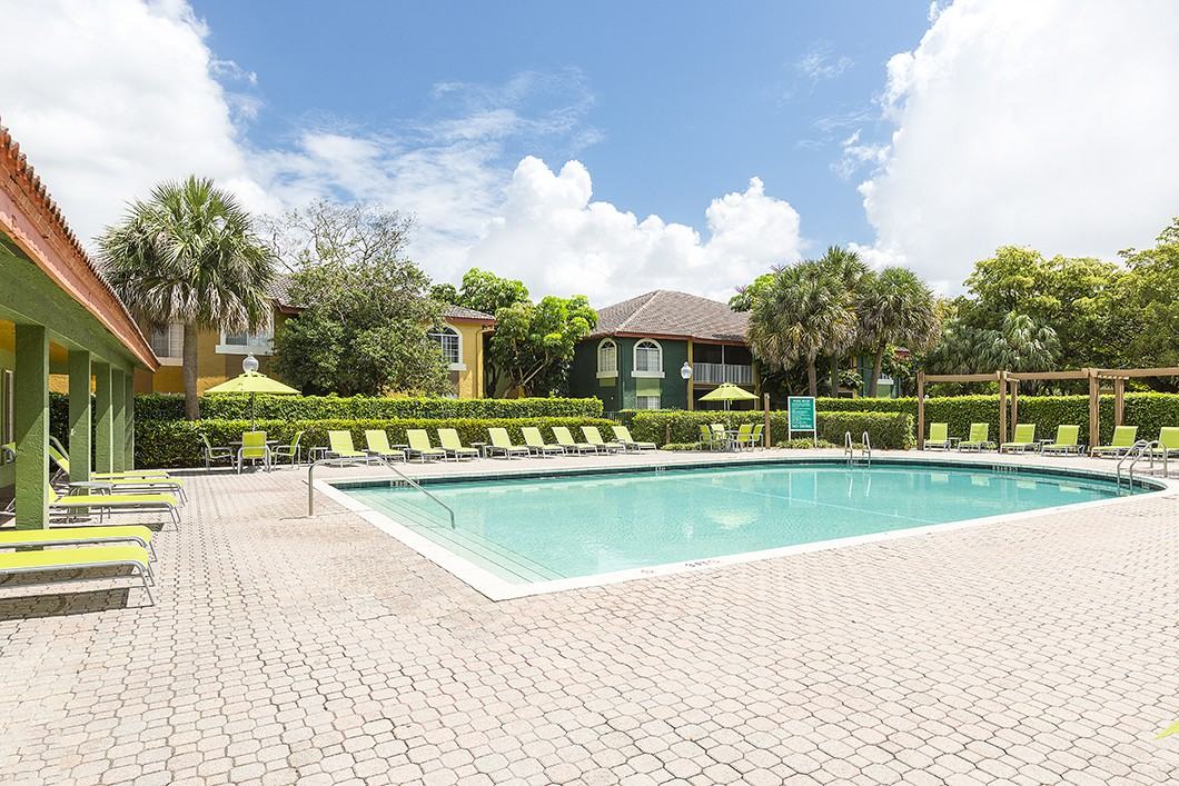 Indian Hills FL - Photo 4 of 34