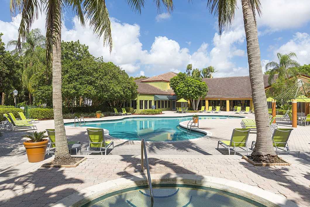 Indian Hills FL - Photo 3 of 34