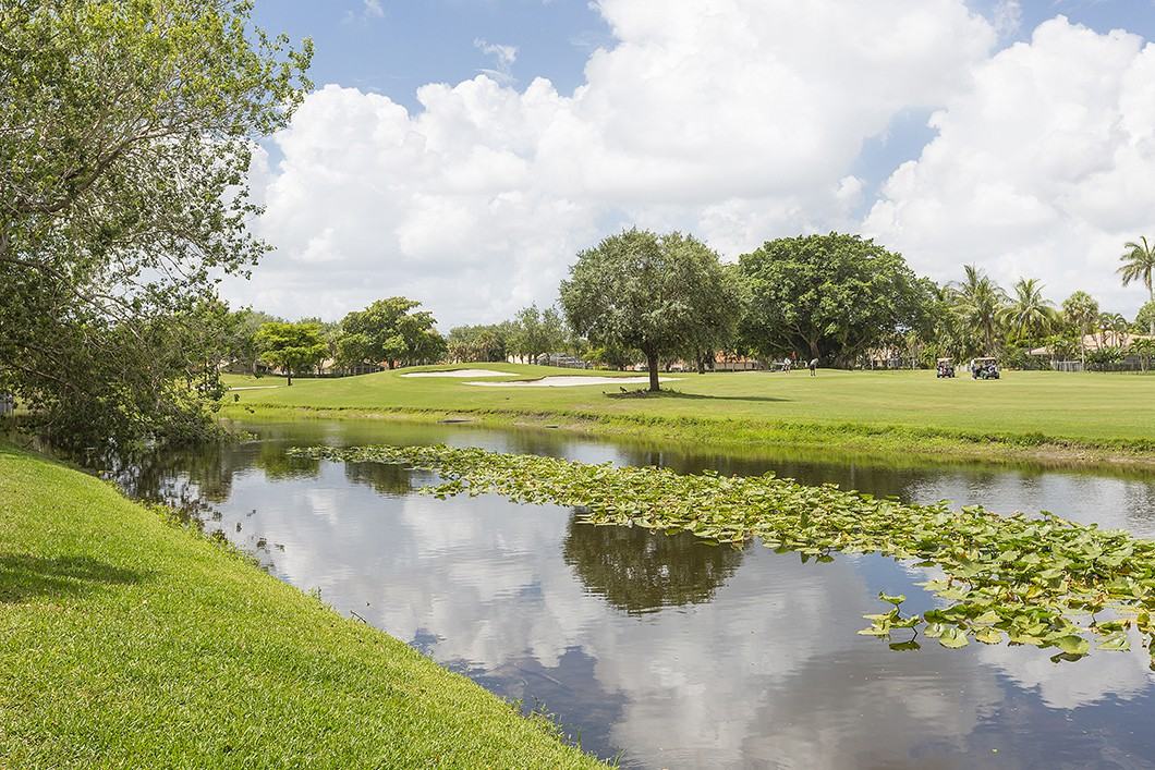 Indian Hills FL - Photo 7 of 34