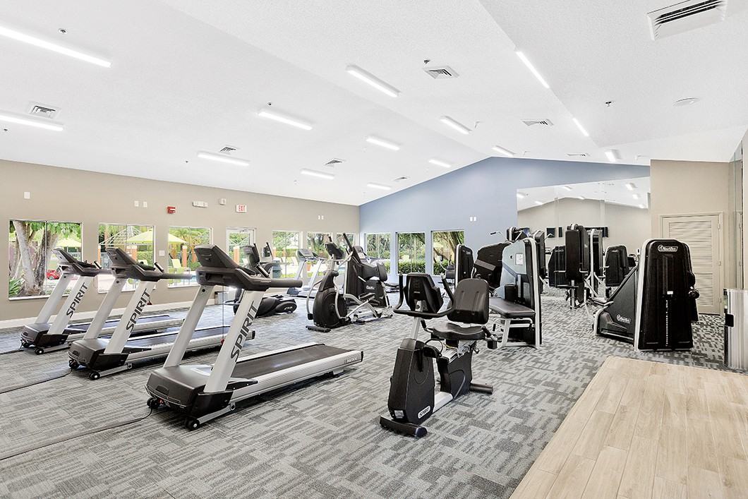 Indian Hills FL - Photo 2 of 34