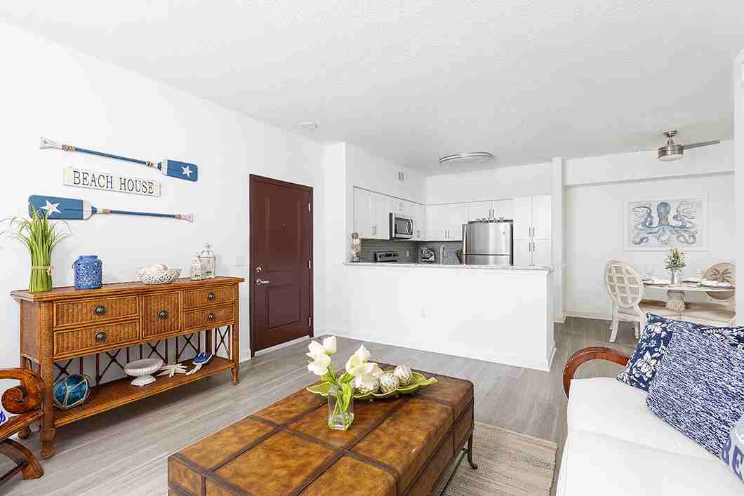 Quantum Lake Villas - Photo 4 of 28