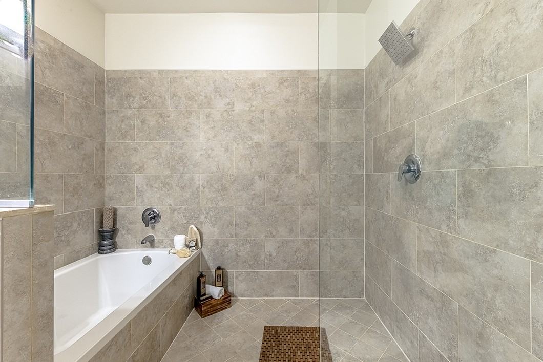 The Hamptons at Palm Beach Gardens - Photo 6 of 39