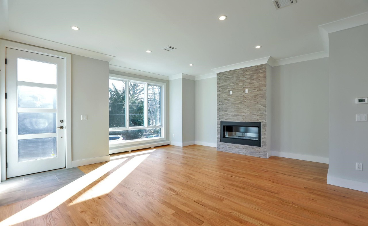 463 Roff Ave #B - Photo 6 of 25