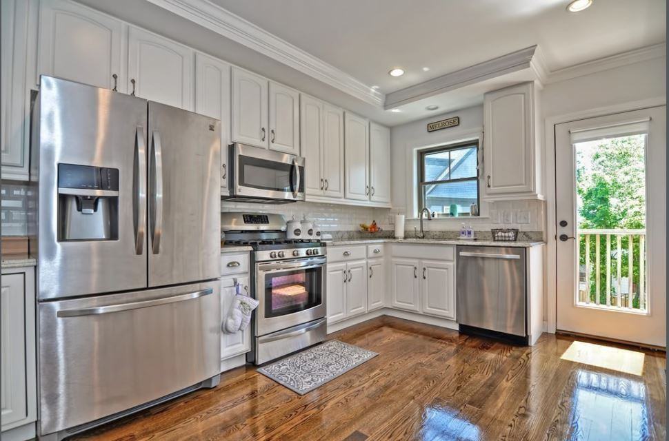 160 Green Street #3 - Photo 2 of 8